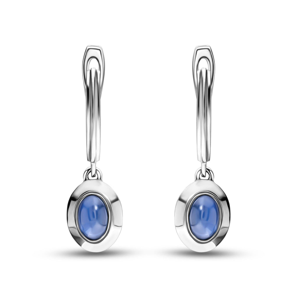 Boucles d'oreilles classiques en or blanc et saphir faites à la main