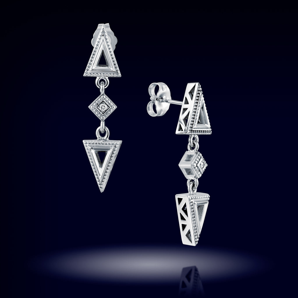 Boucles d'oreilles pendantes en or blanc et diamants "Danse des formes" faites à la main