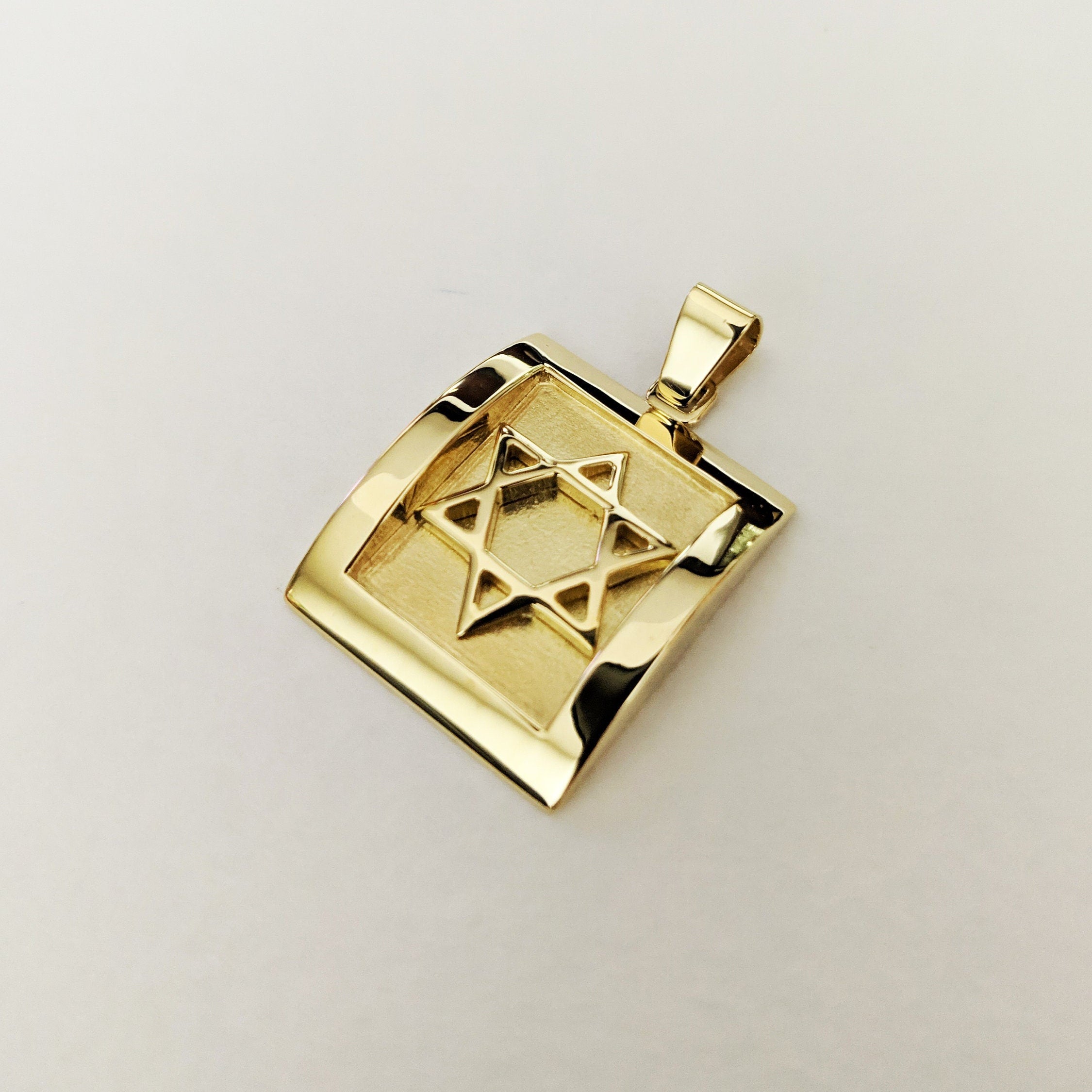 Pendentif Étoile de David en or Fait main