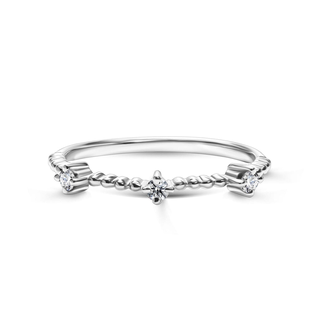 Mini Chic. Minimalist Gold Ring with Diamond