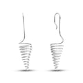 Boucles d'oreilles spirales faites à la main.